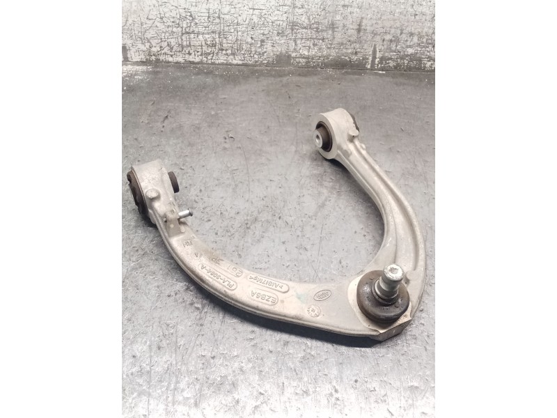 Recambio de brazo suspension superior delantero derecho para land rover discovery v (l462) 2.0 sd4 4x4 referencia OEM IAM PLA308