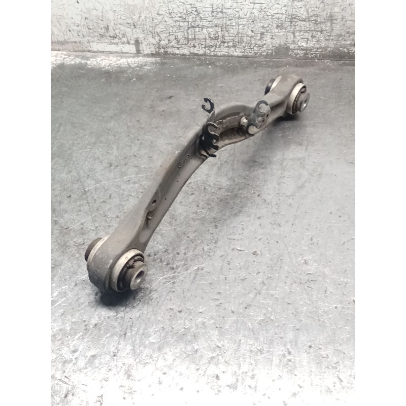 Recambio de brazo suspension superior trasero izquierdo para land rover discovery v (l462) 2.0 sd4 4x4 referencia OEM IAM CPLA55