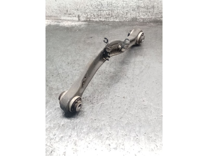 Recambio de brazo suspension superior trasero izquierdo para land rover discovery v (l462) 2.0 sd4 4x4 referencia OEM IAM CPLA55