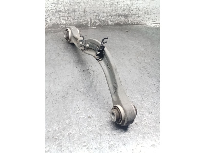 Recambio de brazo suspension superior trasero derecho para land rover discovery v (l462) 2.0 sd4 4x4 referencia OEM IAM CPLA5501