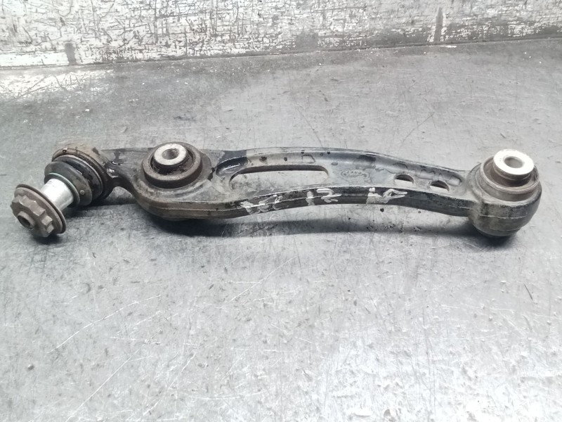 Recambio de brazo suspension inferior delantero izquierdo para land rover discovery v (l462) 2.0 sd4 4x4 referencia OEM IAM JPLA