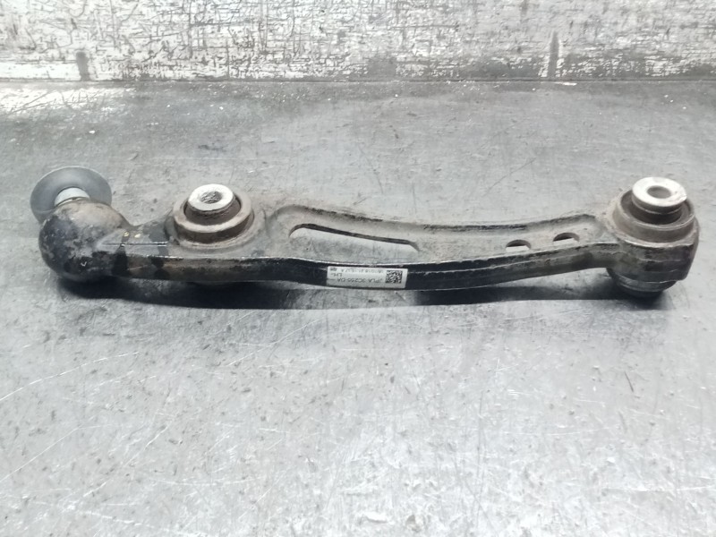 Recambio de brazo suspension inferior delantero izquierdo para land rover discovery v (l462) 2.0 sd4 4x4 referencia OEM IAM JPLA