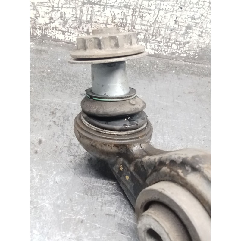 Recambio de brazo suspension inferior delantero izquierdo para land rover discovery v (l462) 2.0 sd4 4x4 referencia OEM IAM JPLA