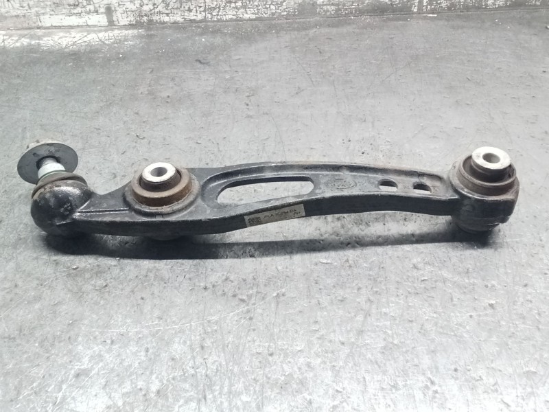 Recambio de brazo suspension inferior delantero derecho para land rover discovery v (l462) 2.0 sd4 4x4 referencia OEM IAM JPLA3C