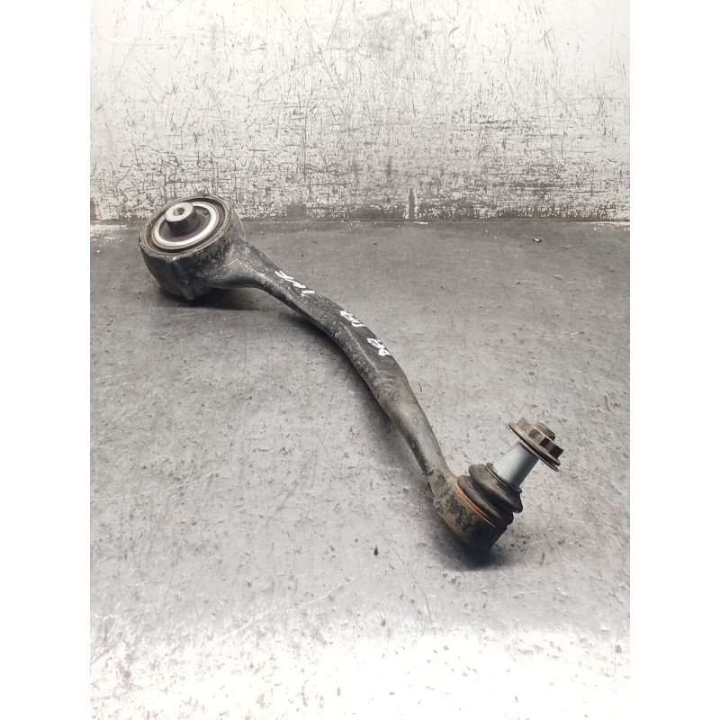 Recambio de brazo suspension inferior delantero derecho para land rover discovery v (l462) 2.0 sd4 4x4 referencia OEM IAM JPLA3C