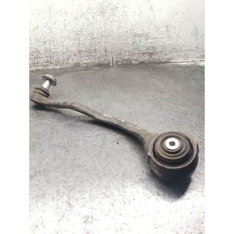 Recambio de brazo suspension inferior delantero izquierdo para land rover discovery v (l462) 2.0 sd4 4x4 referencia OEM IAM PLA3
