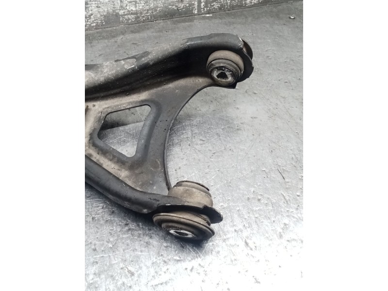 Recambio de brazo suspension inferior delantero derecho para renault clio ii (bb_, cb_) 1.9 d (b/cb0e, bb0j) referencia OEM IAM 