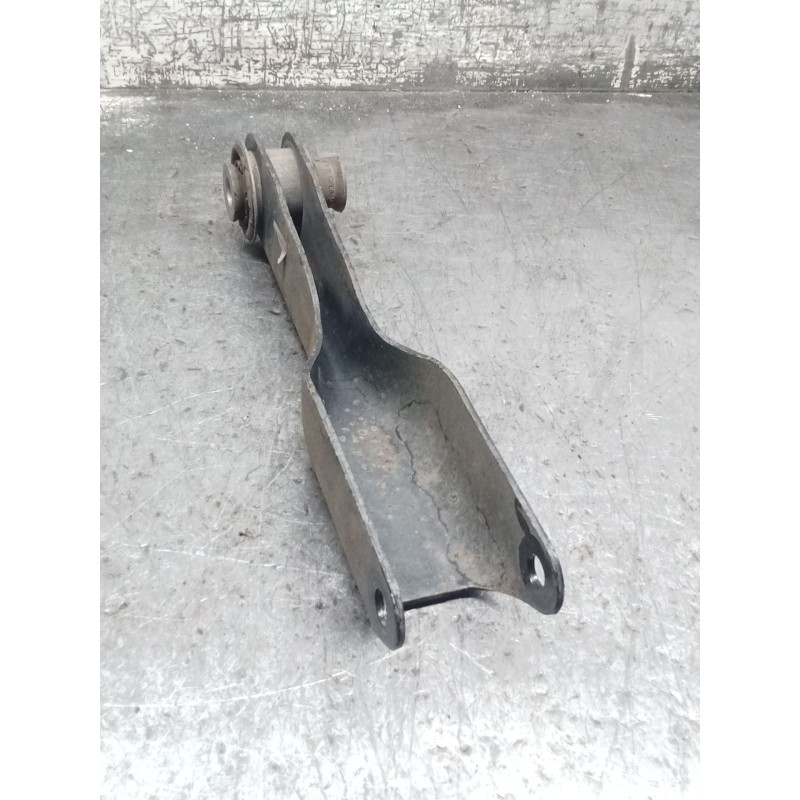Recambio de brazo suspension inferior trasero izquierdo para land rover discovery v (l462) 2.0 sd4 4x4 referencia OEM IAM CPLA5K