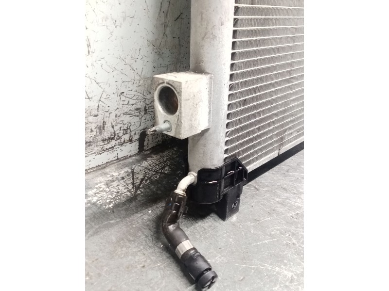 Recambio de radiador aceite para land rover discovery v (l462) 2.0 sd4 4x4 referencia OEM IAM HPLA8K230AB  