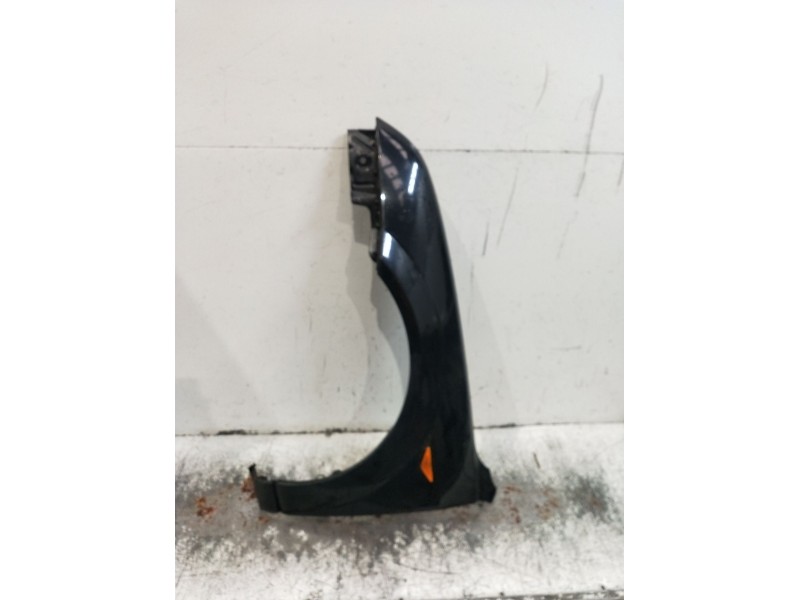 Recambio de aleta delantera izquierda para ford mondeo berlina (ge) ambiente referencia OEM IAM   