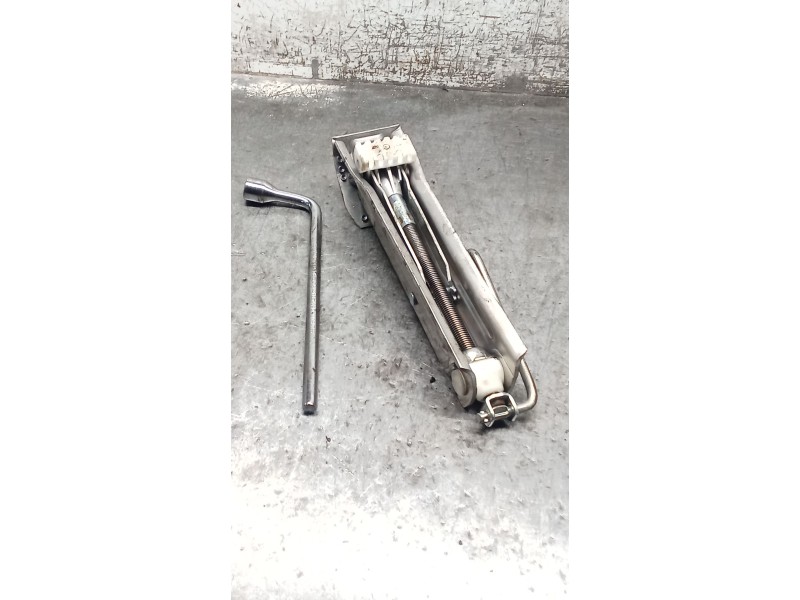 Recambio de gato para mercedes-benz clase e (w212) e 300 cdi / bluetec (212.020, 212.021, 212.027) referencia OEM IAM A211583011