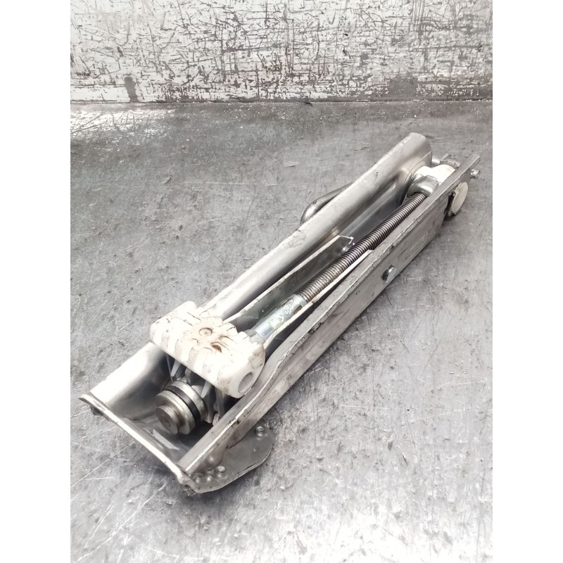 Recambio de gato para mercedes-benz clase e (w212) e 300 cdi / bluetec (212.020, 212.021, 212.027) referencia OEM IAM A211583011