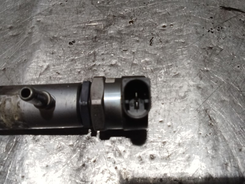 Recambio de rampa inyectora para bmw 1 (e81) 118 d referencia OEM IAM   