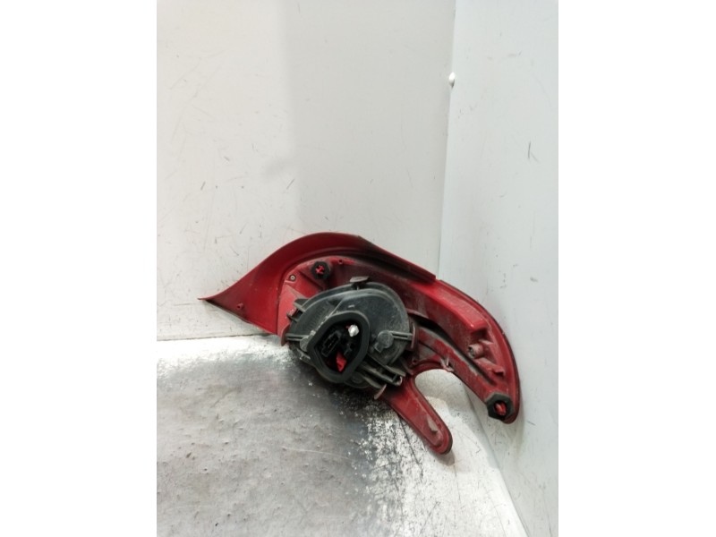 Recambio de piloto trasero derecho para peugeot 208 i (ca_, cc_) 1.4 hdi referencia OEM IAM   