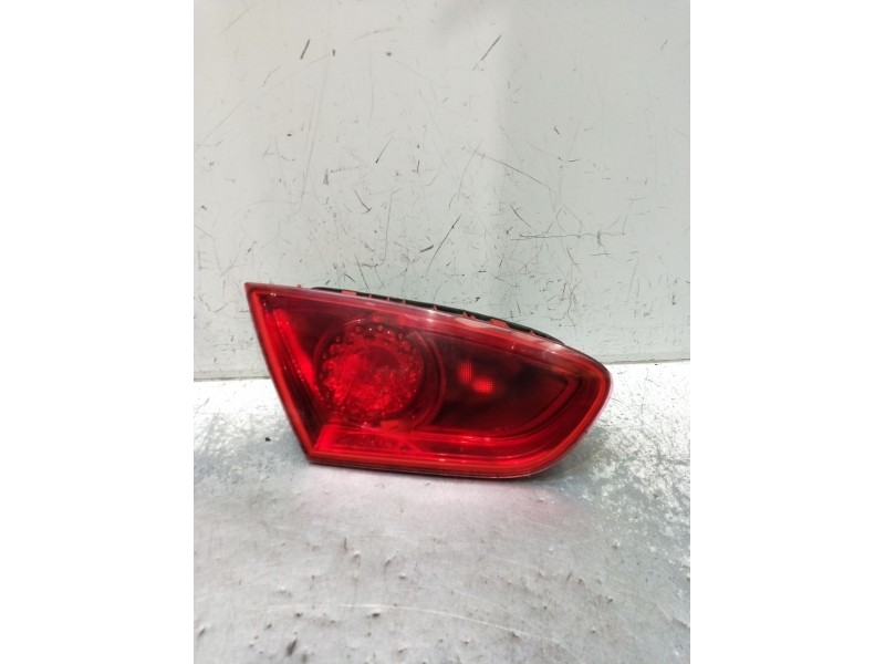 Recambio de piloto trasero izquierdo interior para seat leon (1p1) 1.6 tdi referencia OEM IAM 89320291  