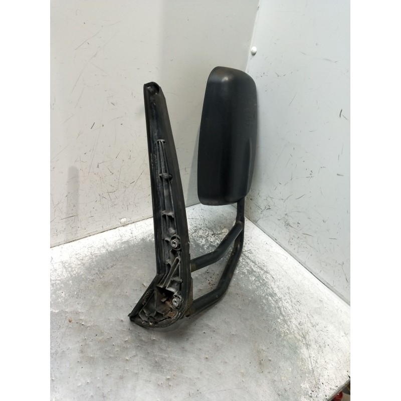 Recambio de retrovisor izquierdo para nissan cabstar 09.06 3.0 diesel referencia OEM IAM  MANUAL VER FOTOS