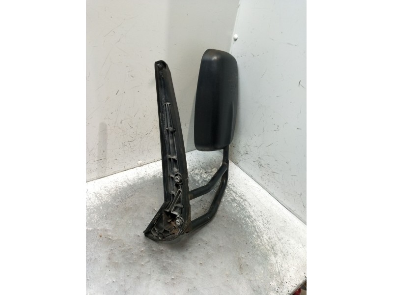 Recambio de retrovisor izquierdo para nissan cabstar 09.06 3.0 diesel referencia OEM IAM  MANUAL VER FOTOS