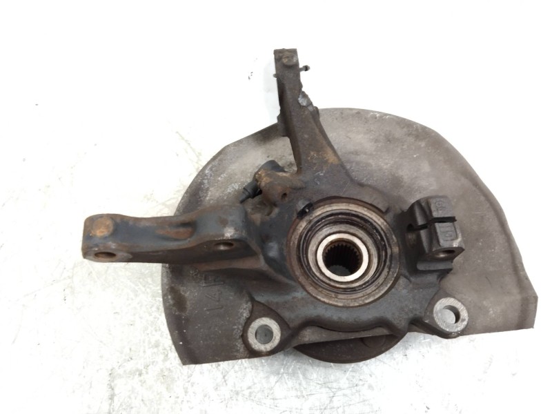 Recambio de mangueta delantera derecha para mitsubishi carisma berlina 5 (da0) 1900 di-d comfort referencia OEM IAM   