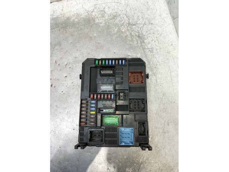 Recambio de caja reles / fusibles para peugeot 208 i (ca_, cc_) 1.4 hdi referencia OEM IAM 9807531680 BSIN0200 