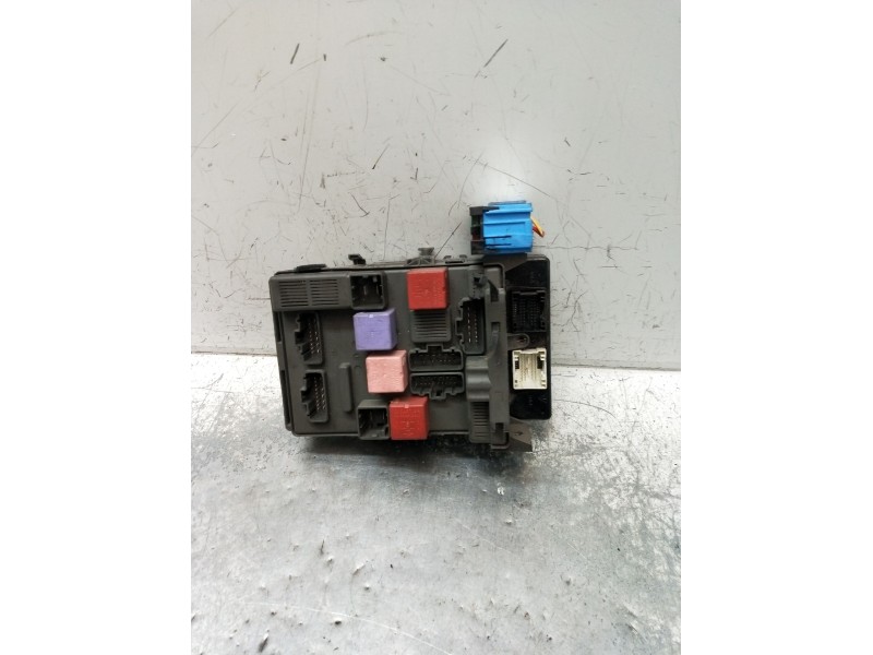 Recambio de caja reles / fusibles para renault vel satis (bj0_) 3.5 v6 (bj0r, bj0v, bj0u) referencia OEM IAM 281183426A 00032596