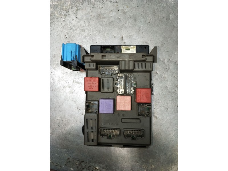 Recambio de caja reles / fusibles para renault vel satis (bj0_) 3.5 v6 (bj0r, bj0v, bj0u) referencia OEM IAM 281183426A 00032596