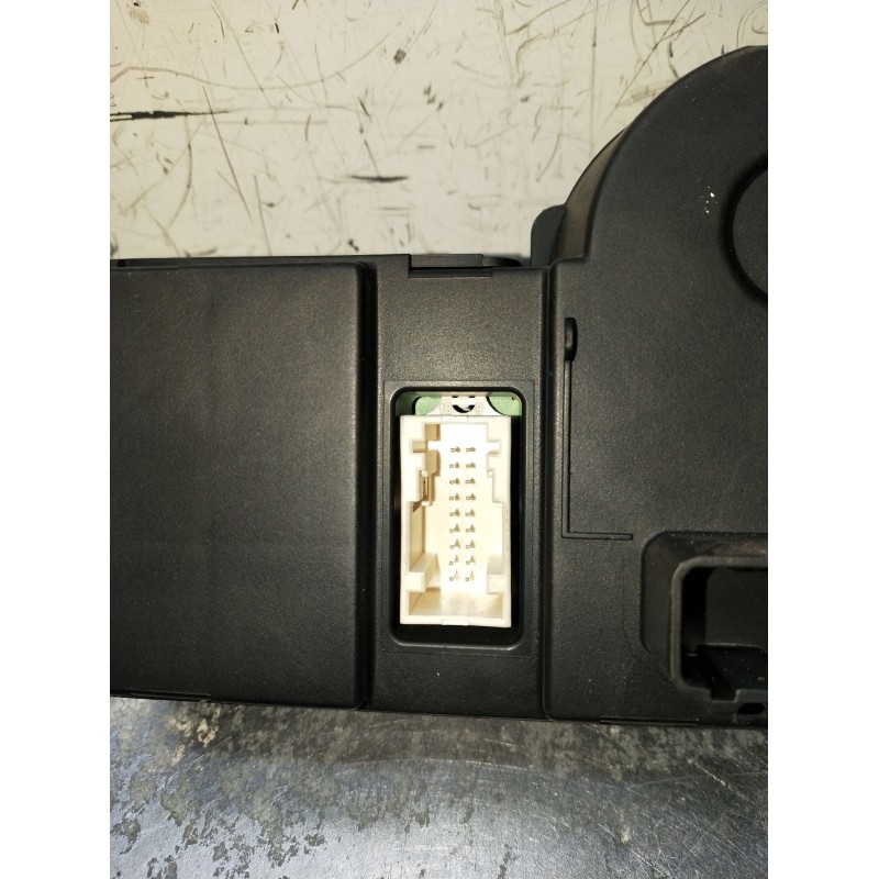 Recambio de mando calefaccion / aire acondicionado para renault megane ii coupé-cabriolet (em0/1_) 1.9 dci referencia OEM IAM 69