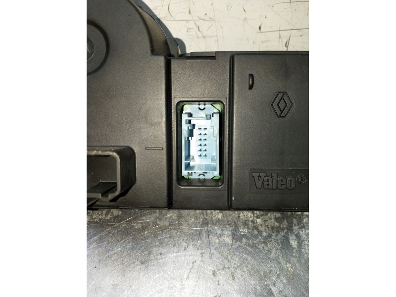 Recambio de mando calefaccion / aire acondicionado para renault megane ii coupé-cabriolet (em0/1_) 1.9 dci referencia OEM IAM 69