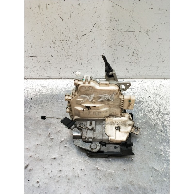 Recambio de motor cierre centralizado delantero derecho para seat leon (1p1) 1.6 tdi referencia OEM IAM 1P1837016B 5P 