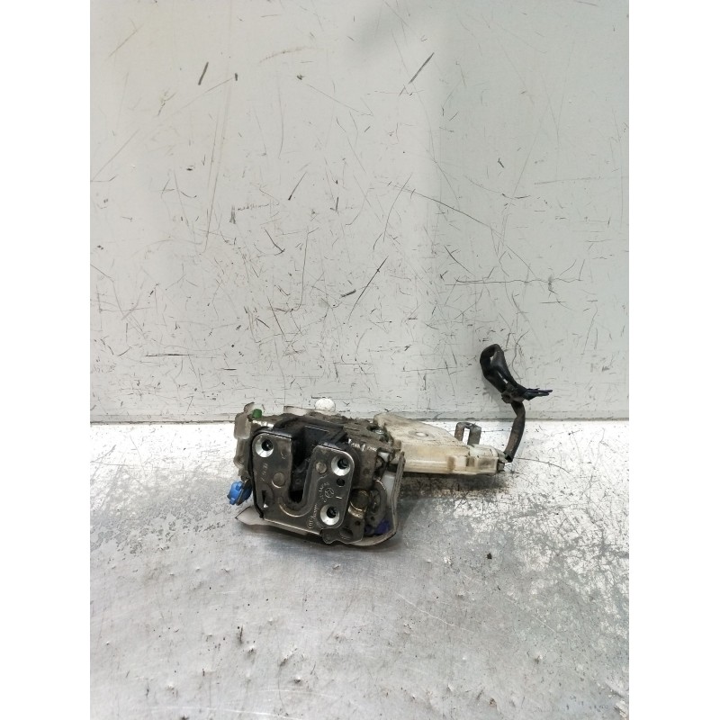 Recambio de motor cierre centralizado delantero izquierdo para nissan cabstar 09.06 3.0 diesel referencia OEM IAM  2P 