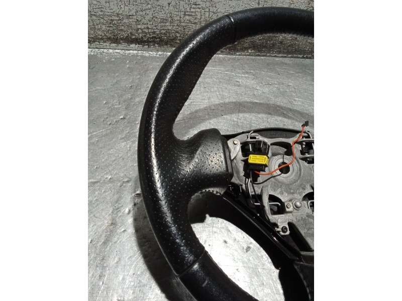 Recambio de volante para peugeot 206 berlina gti referencia OEM IAM   