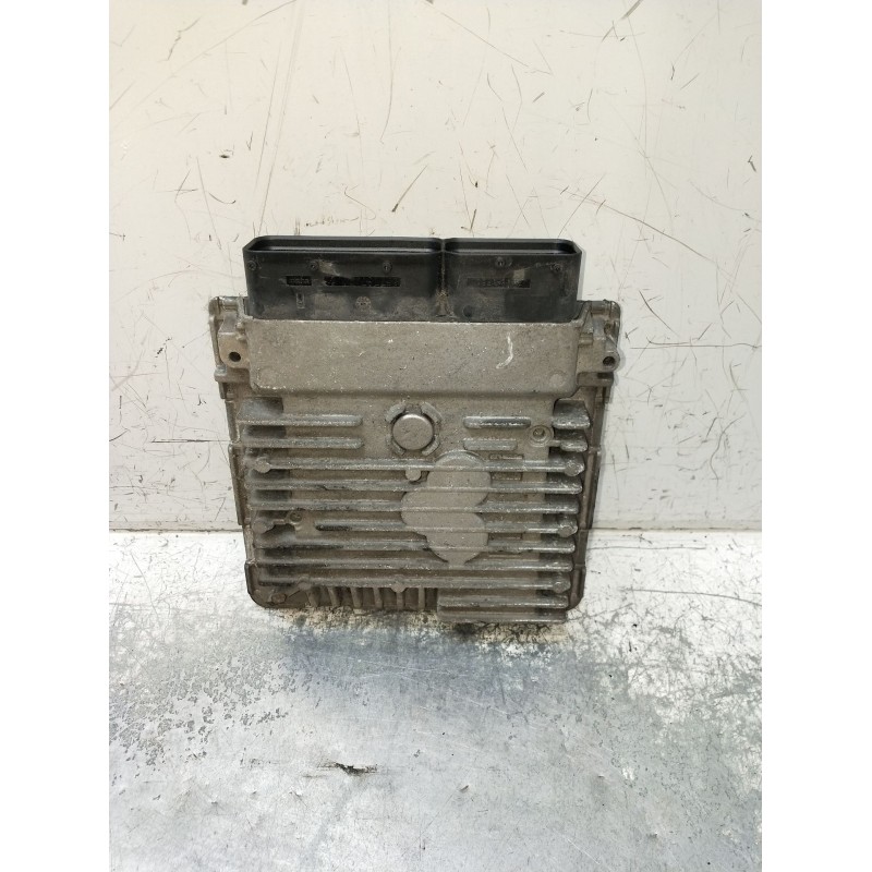 Recambio de centralita motor uce para seat leon (1p1) 1.6 tdi referencia OEM IAM 03L906023LF 5WP42915AA 