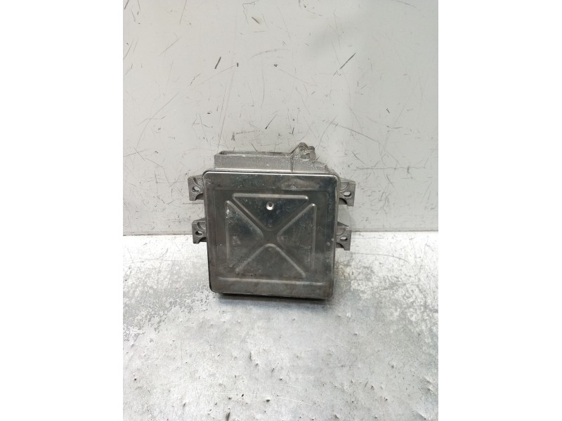 Recambio de centralita motor uce para peugeot 206 hatchback (2a/c) 1.4 i referencia OEM IAM 9637086980 16301574 