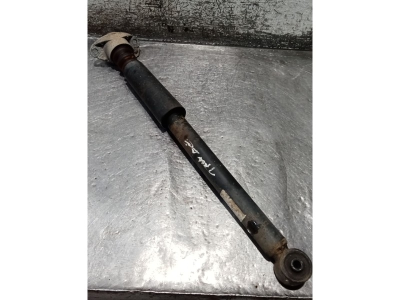 Recambio de amortiguador trasero derecho para audi a3 (8l1) 1.9 tdi referencia OEM IAM   