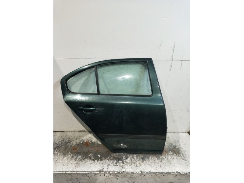Recambio de puerta trasera derecha para skoda octavia ii (1z3) 1.9 tdi referencia OEM IAM  5P 