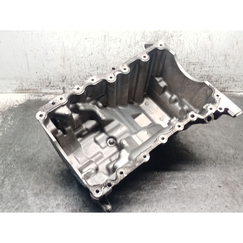 Recambio de carter para land rover discovery v (l462) 2.0 sd4 4x4 referencia OEM IAM G4D36706EA  