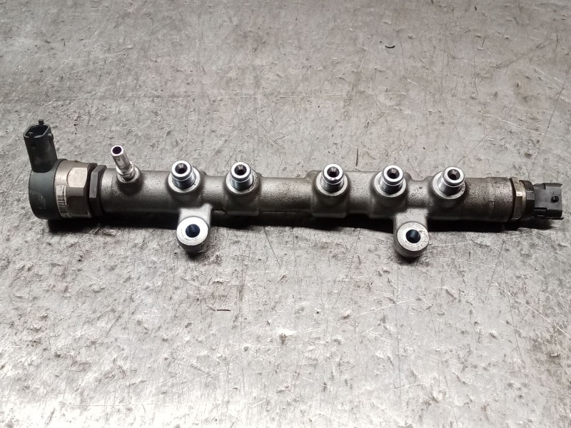 Recambio de rampa inyectora para land rover discovery v (l462) 2.0 sd4 4x4 referencia OEM IAM G4D39D280BA 0445214349 