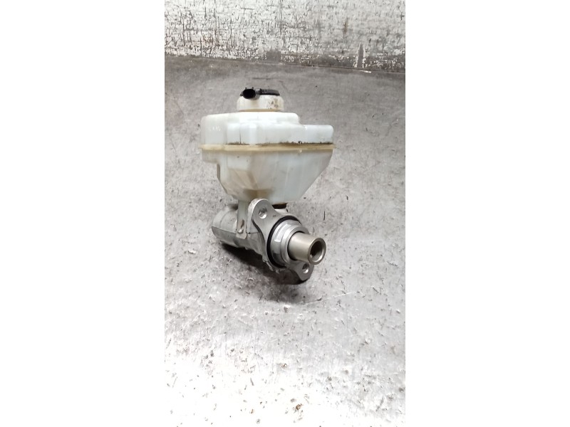 Recambio de bomba freno para land rover discovery v (l462) 2.0 sd4 4x4 referencia OEM IAM 32669621  