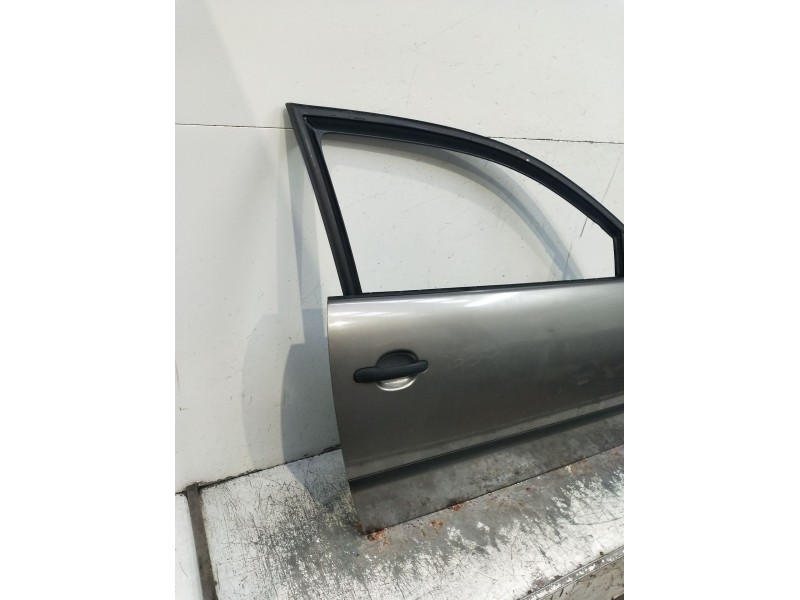 Recambio de puerta delantera derecha para seat ibiza iii (6l1) 1.9 tdi referencia OEM IAM  3P 