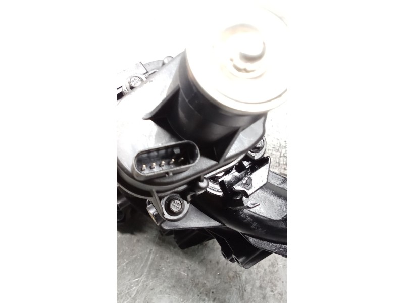 Recambio de colector admision para land rover discovery v (l462) 2.0 sd4 4x4 referencia OEM IAM G4D318N968AA G4D39F648AA INCORPO