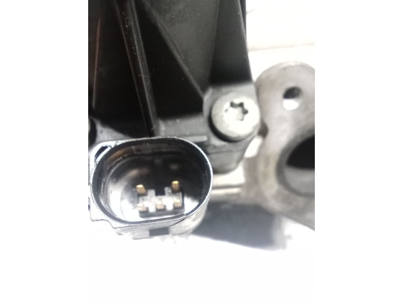 Recambio de valvula egr para land rover discovery v (l462) 2.0 sd4 4x4 referencia OEM IAM G4D39D475AD  