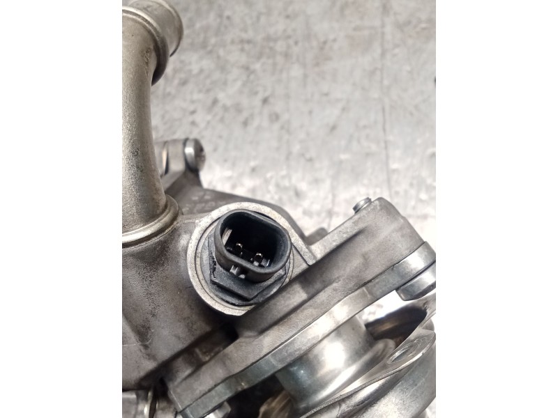 Recambio de enfriador egr para land rover discovery v (l462) 2.0 sd4 4x4 referencia OEM IAM K4D39F464CB KN647002 