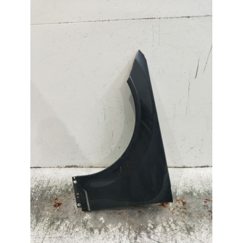 Recambio de aleta delantera izquierda para mercedes-benz clase c (w204) c 220 cdi (204.002) referencia OEM IAM   