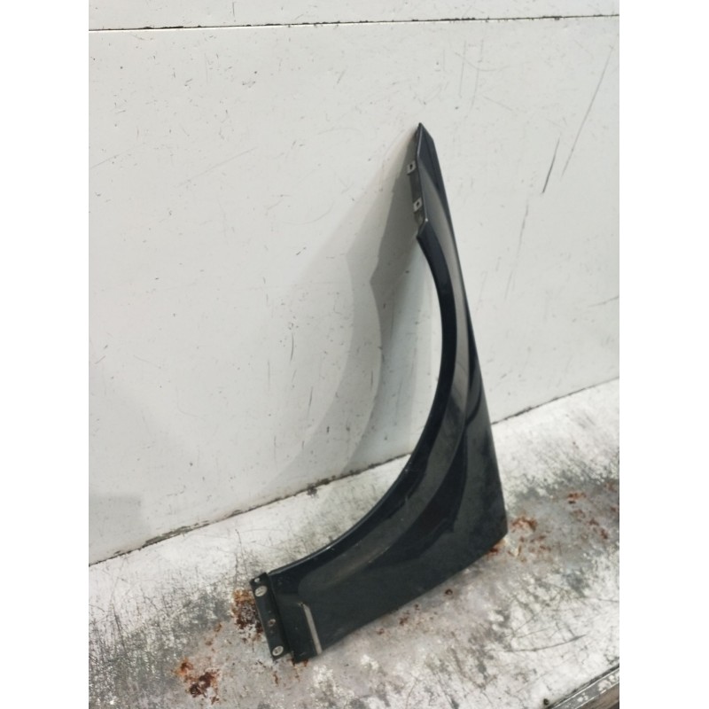 Recambio de aleta delantera izquierda para mercedes-benz clase c (w204) c 220 cdi (204.002) referencia OEM IAM   