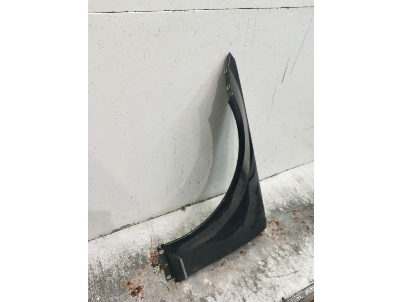 Recambio de aleta delantera izquierda para mercedes-benz clase c (w204) c 220 cdi (204.002) referencia OEM IAM   