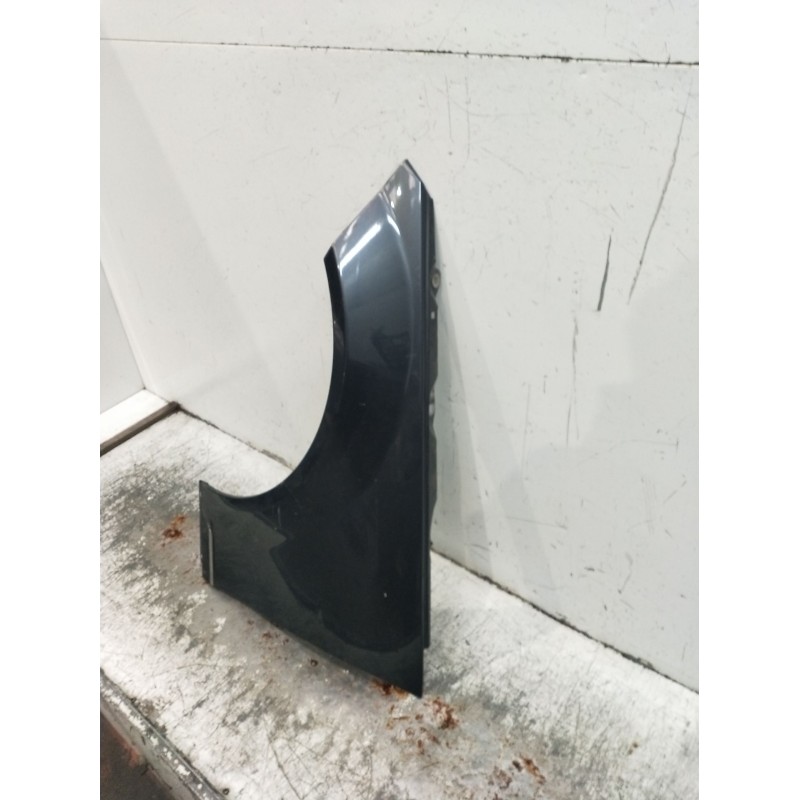 Recambio de aleta delantera izquierda para mercedes-benz clase c (w204) c 220 cdi (204.002) referencia OEM IAM   