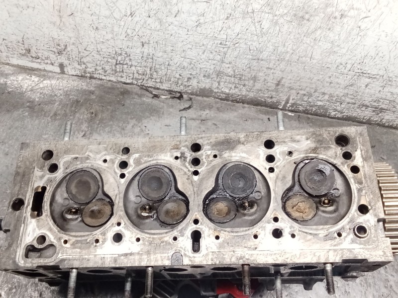 Recambio de culata para dacia dokker furgoneta/monovolumen 1.6 lpg referencia OEM IAM 167702 KTMA8 