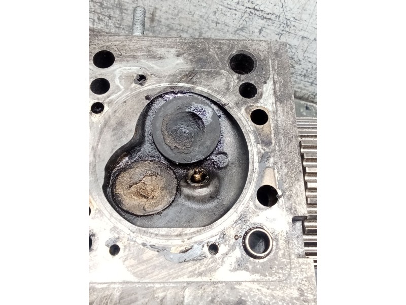 Recambio de culata para dacia dokker furgoneta/monovolumen 1.6 lpg referencia OEM IAM 167702 KTMA8 