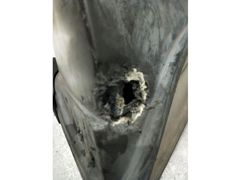 Recambio de faro derecho para audi a4 b5 (8d2) 1.9 tdi referencia OEM IAM  VER FOTOS 