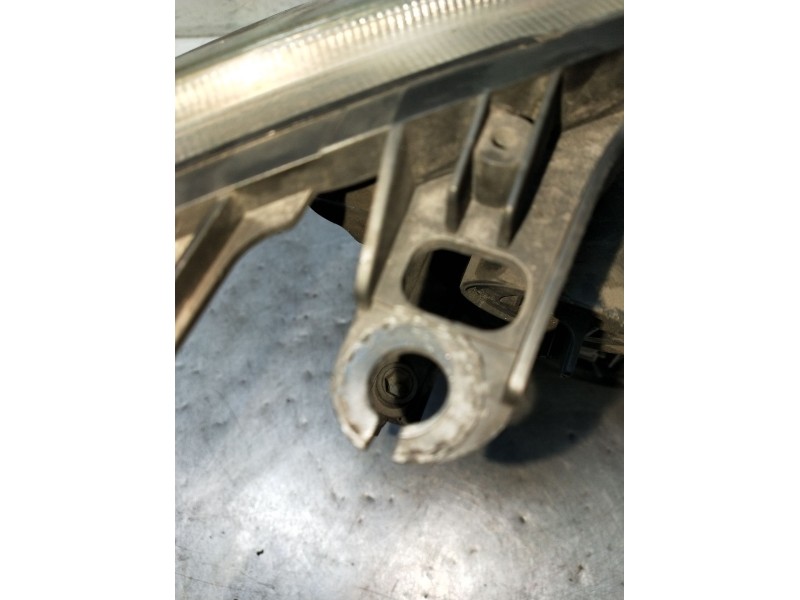 Recambio de faro izquierdo para ford fiesta v (jh_, jd_) 1.4 tdci referencia OEM IAM  VER FOTOS 
