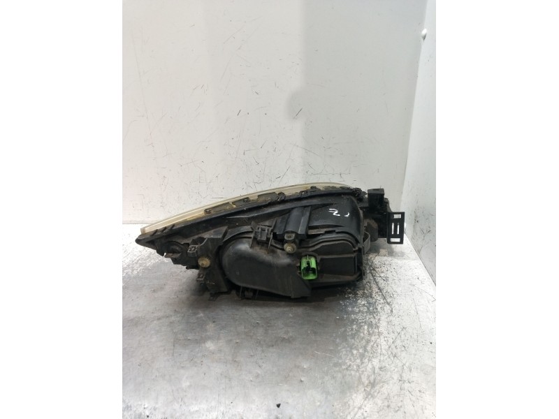 Recambio de faro izquierdo para ford mondeo berlina (ge) ambiente referencia OEM IAM   